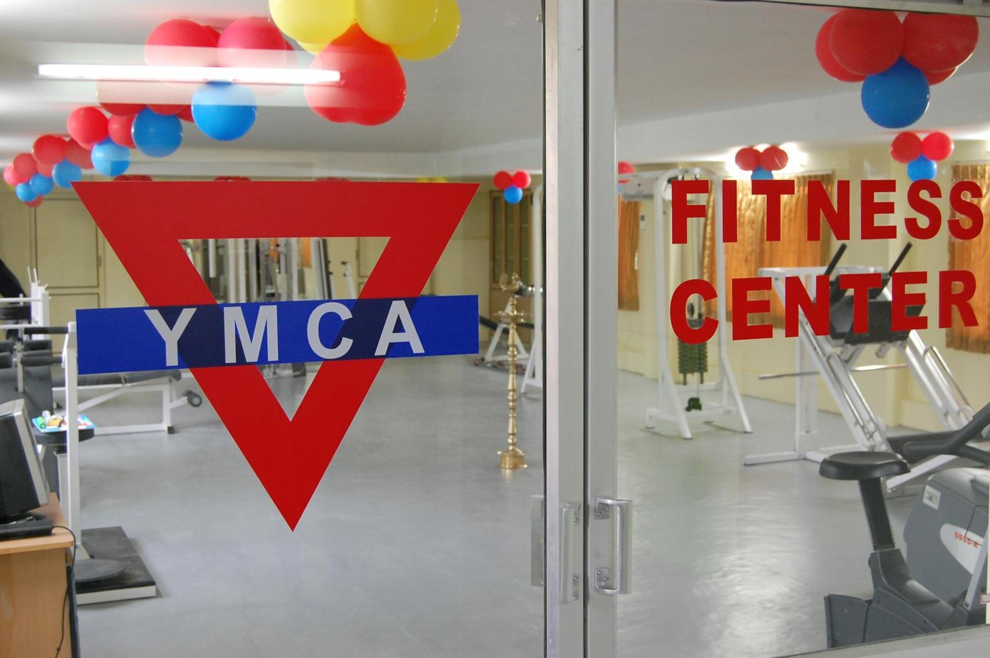 Ymca Program Centre Hotel Salem Buitenkant foto