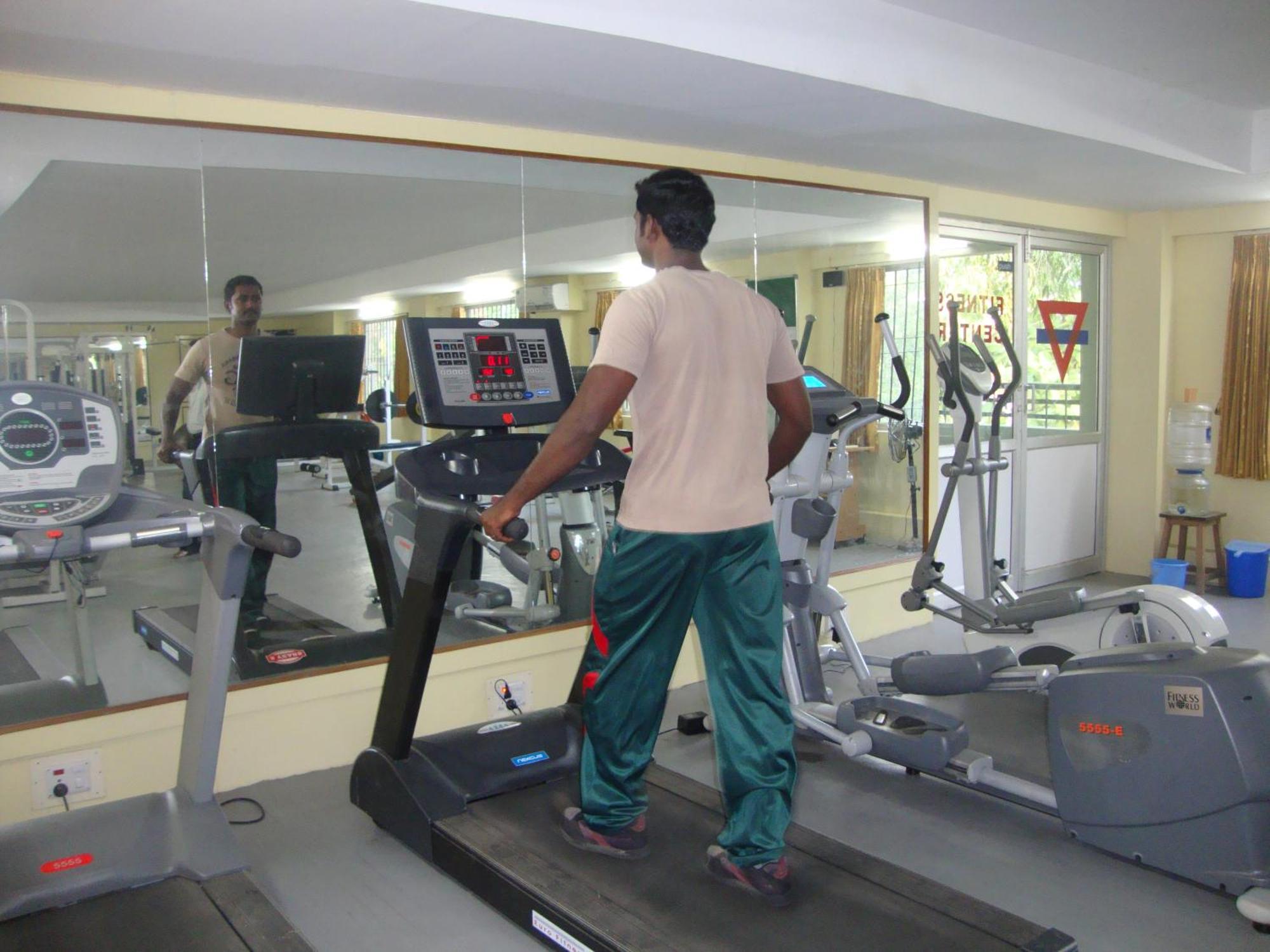 Ymca Program Centre Hotel Salem Buitenkant foto
